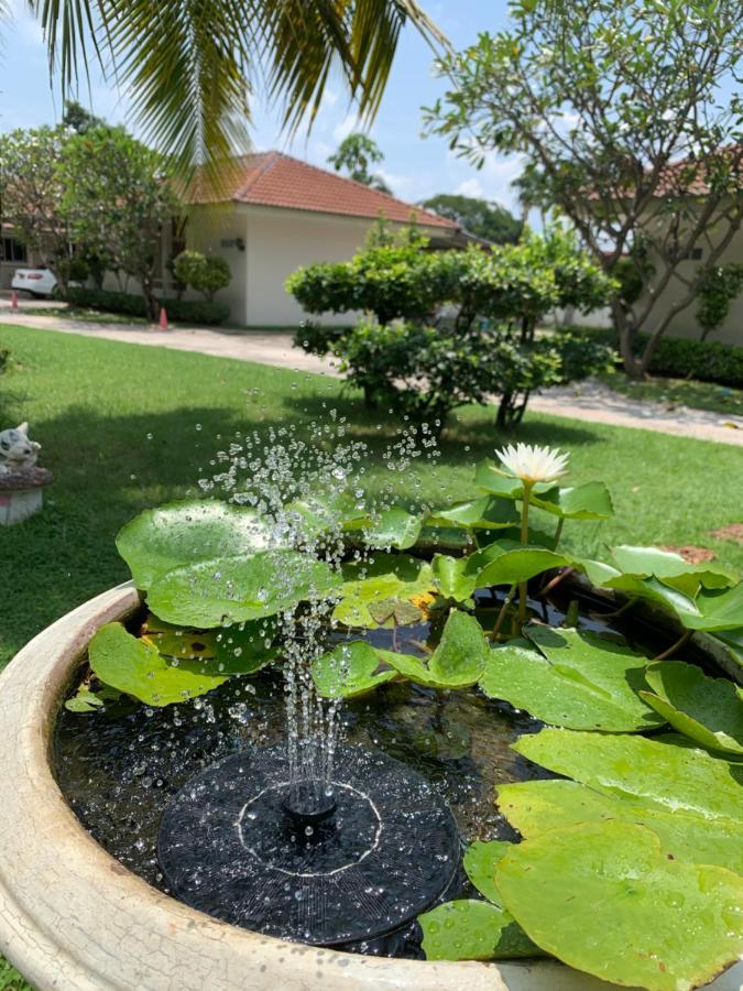 Hotel The Orchid House Nong Kung Yai Exterior foto